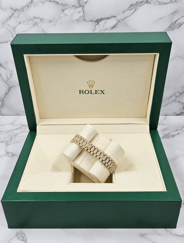Stunning Ladies 18ct Gold Rolex Datejust - Full Diamond Dial, Bezel & Bracelet - Image 12