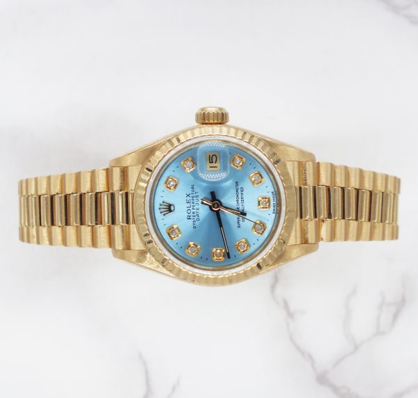 Stunning 18ct Gold Ladies Rolex Datejust - Blue Diamond Dial - Box and Papers. - Image 2