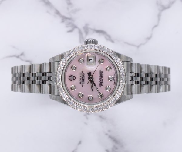A Ladies Rolex Datejust with Pink MOP Diamond Dial & Bezel - Box and Papers. - Image 2