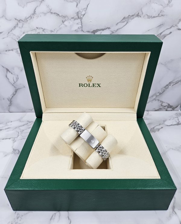 A Ladies Rolex Datejust with Pink MOP Diamond Dial & Bezel - Box and Papers. - Image 9