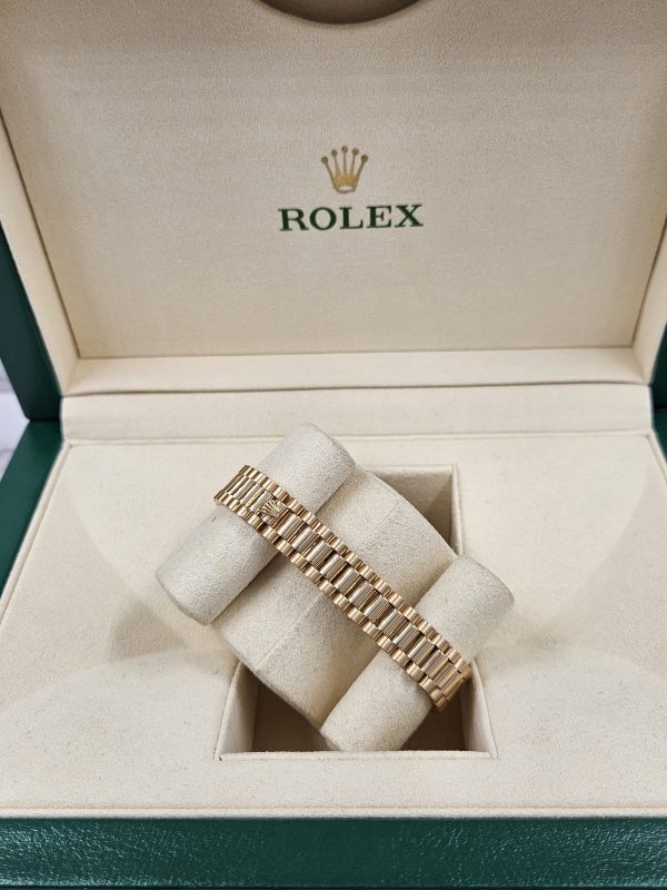 Immaculate Ladies 18ct Gold Rolex Oyster Perpetual Datejust 69178 - Box & Paper. - Image 10