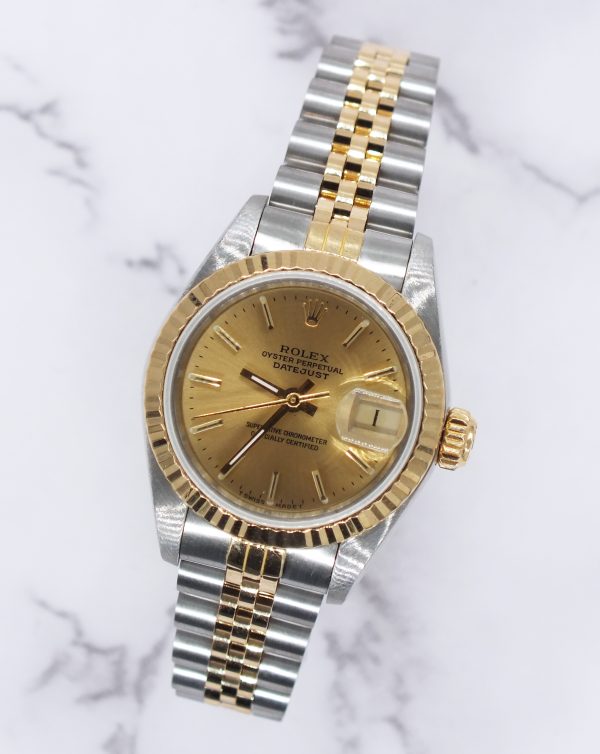 MINT ladies Rolex Oyster Perpetual Datejust in Steel & Gold with Box and Papers - Image 4