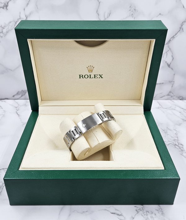 Ladies Rolex Oyster Perpetual 31mm with Pave Diamond Dial, Bezel & Shoulders. - Image 8