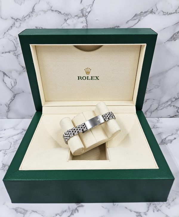 Ladies Rolex Datejust 26mm in Steel & Gold - Ice Blue Diamond Dial – Box & Papers - MINT! - Image 9
