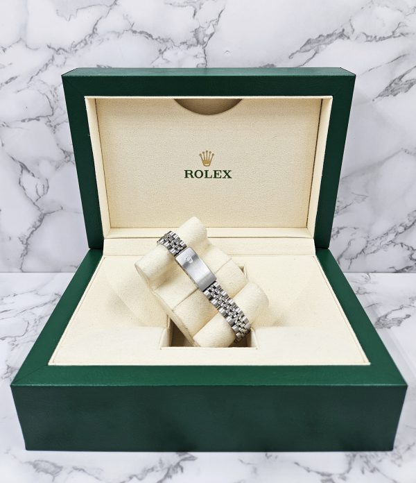 Ladies Rolex Datejust 26mm in Steel & Gold - Ice Blue Diamond Dial – Box & Papers - MINT! - Image 10