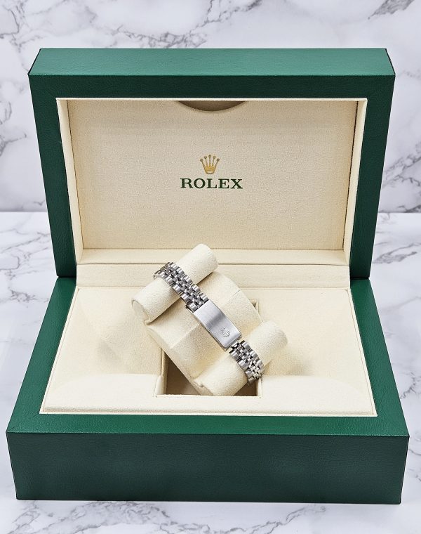 Ladies Rolex Datejust with PURPLE Diamond Dial & Bezel - Box and Papers - Image 10
