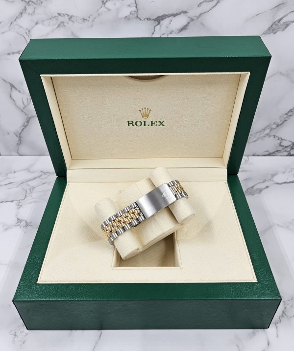 Gents Rolex Datejust 36mm with PINK Jubilee Diamond Dial - Box and Papers. - Image 8