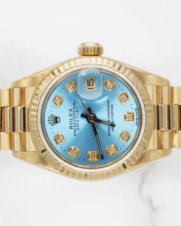 Stunning 18ct Gold Ladies Rolex Datejust - Blue Diamond Dial - Box and Papers. - Image 3