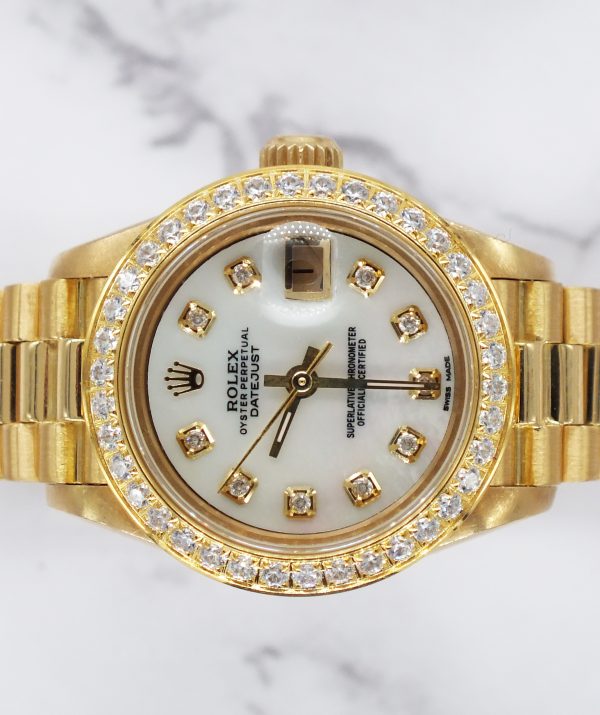 Ladies Rolex Oyster Perpetual Datejust with White MOP DIAMOND Dial & Bezel. - Image 3