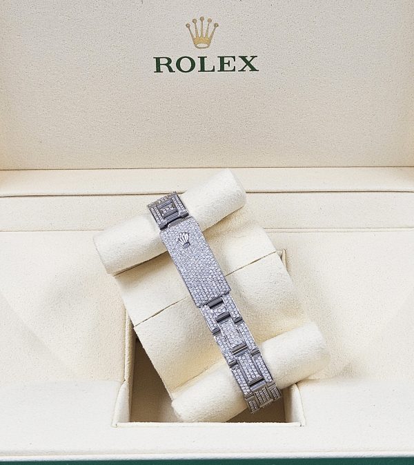 Stunning Ladies 26mm FULL DIAMOND Rolex Datejust with Box. - Image 10