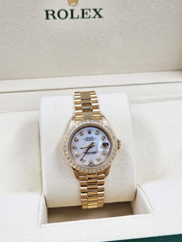 Ladies Rolex Oyster Perpetual Datejust with White MOP DIAMOND Dial & Bezel. - Image 6