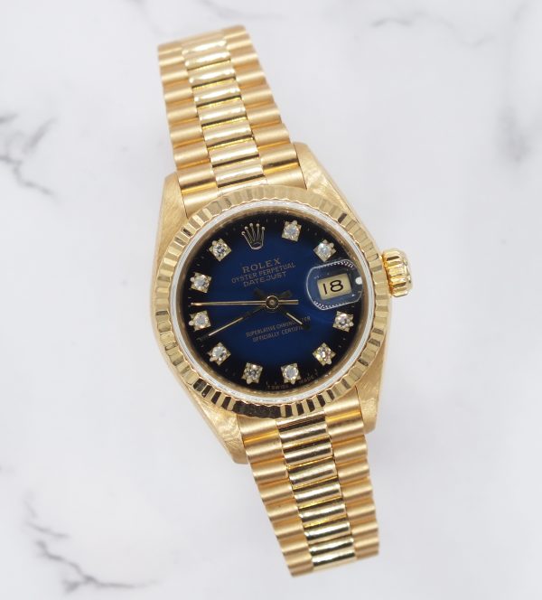 RARE Ladies 18ct Gold Rolex Datejust - Blue Vignette Diamond Dial - Box & Papers. - Image 4