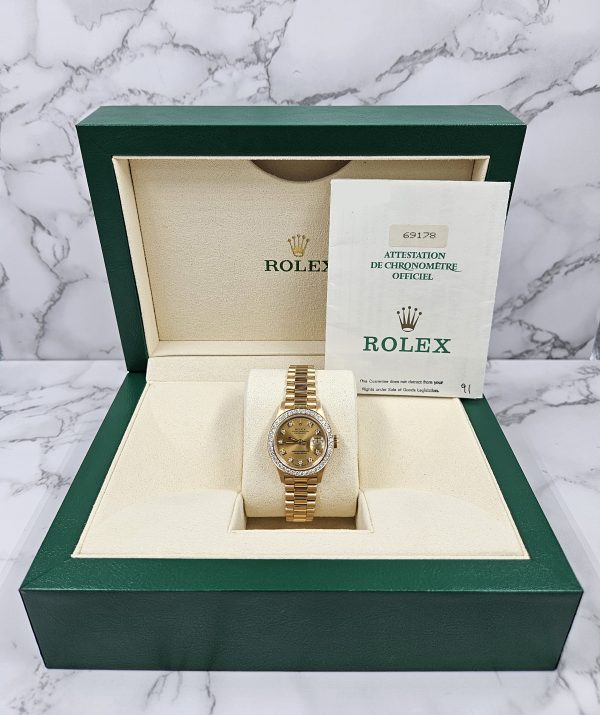 Ladies Solid 18ct Yellow Gold Rolex Datejust with Factory Diamond Dial & Bezel. - Image 7