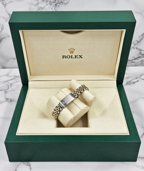 Beautiful Ladies Rolex Datejust with Green Diamond Dial – BOX & PAPERS - Image 9