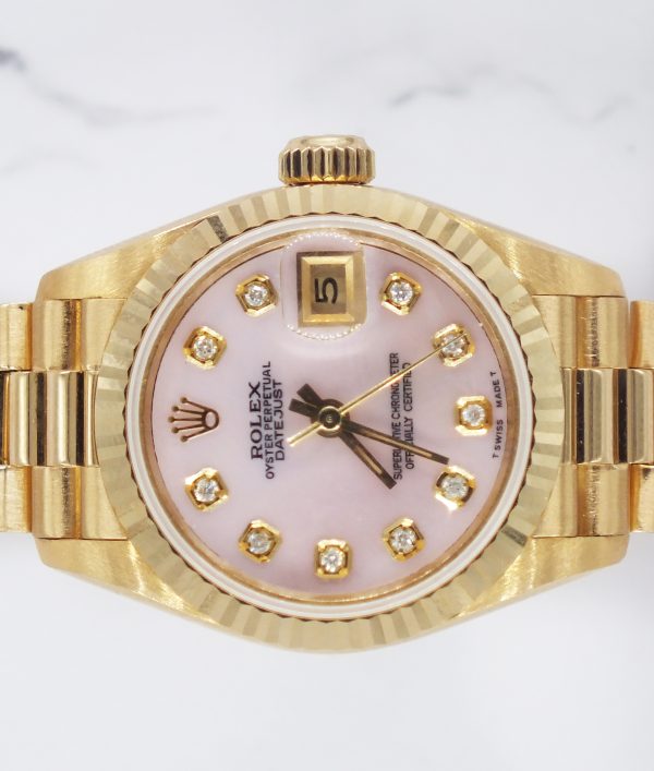 Beautiful 18ct Gold Ladies Rolex Oyster Perpetual Datejust - Pink Diamond Dial. - Image 3