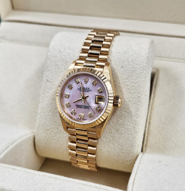Beautiful 18ct Gold Ladies Rolex Oyster Perpetual Datejust - Pink Diamond Dial. - Image 7