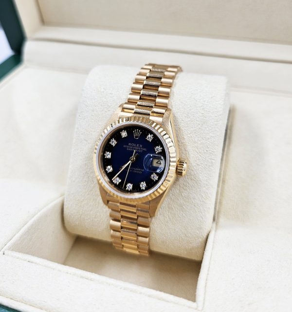 MINT Ladies 18ct Gold Rolex Datejust - Blue Vignette Diamond Dial - Box & Papers - Image 9