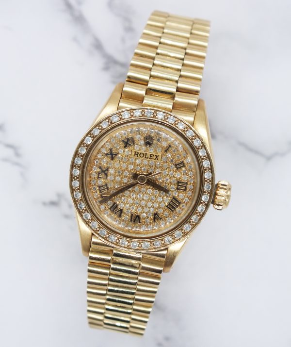 MINT Ladies 18ct Gold Rolex Oyster Perpetual - Pave Diamond & Bezel Dial - Boxed - Image 4