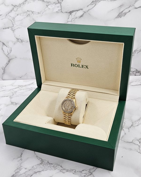 MINT Ladies 18ct Gold Rolex Oyster Perpetual - Pave Diamond & Bezel Dial - Boxed - Image 8