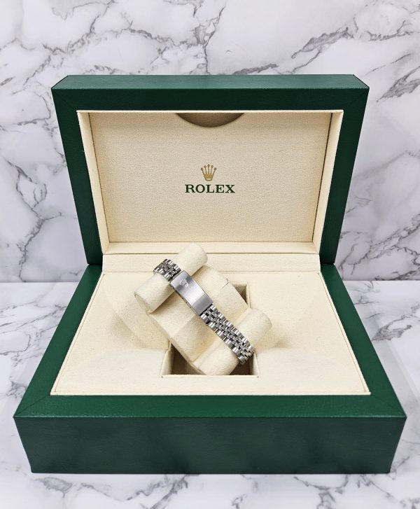 26mm Ladies Rolex Datejust with Pink MOP Diamond Dial, Bezel & Shoulders. - Image 10