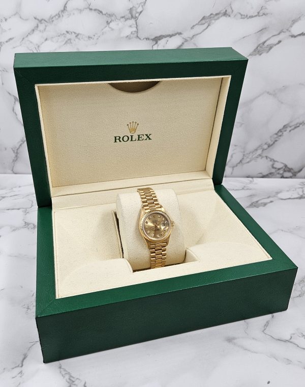 26mm Rolex Datejust with Champagne Diamond Dial - Box and Papers - Image 8