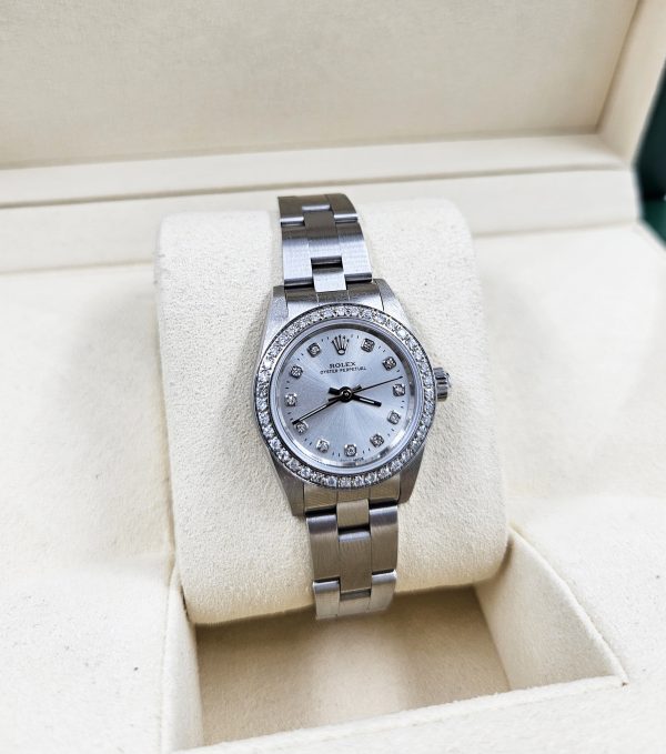 Ladies Rolex 26mm With Silver Diamond Dial and Bezel - Box & Papers. - Image 2
