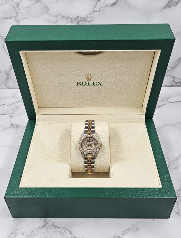 Ladies Rolex Datejust Fully Loaded with PAVE Diamond Dial, Bezel & Shoulders. - Image 6
