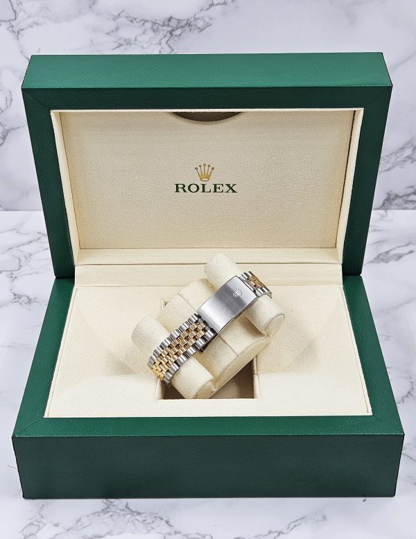 Men's Steel & 18ct Gold Rolex Datejust with 'Cherry Pink' Dial - Box and Papers. - Image 10