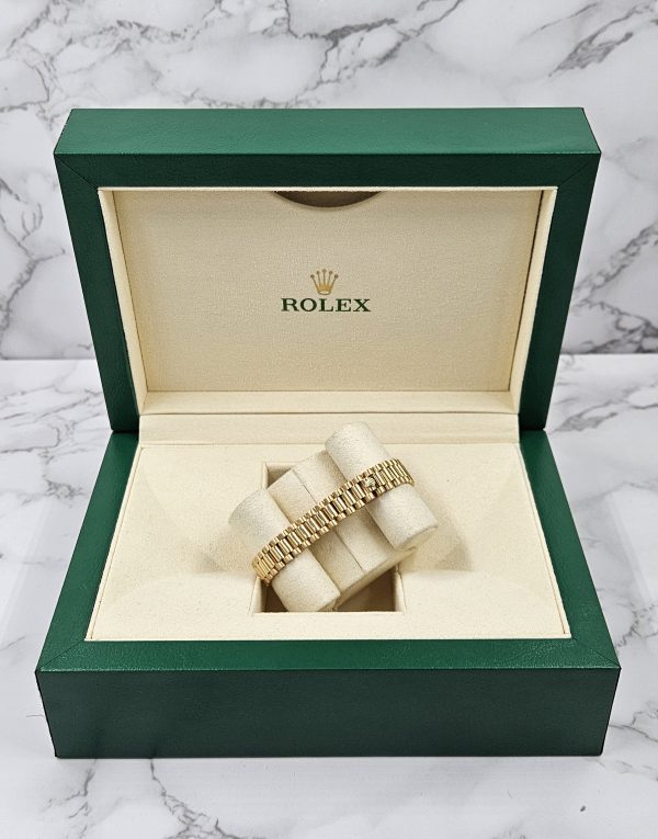 Ladies 18ct Gold Rolex Datejust with 'Purple' Diamond Dial - Box & Papers - MINT - Image 10