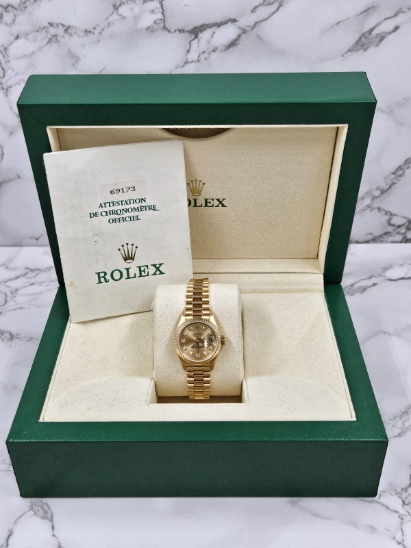 Rolex Datejust 26 in Solid 18k Gold with Champagne Diamond Dial - Box and Papers - Image 6