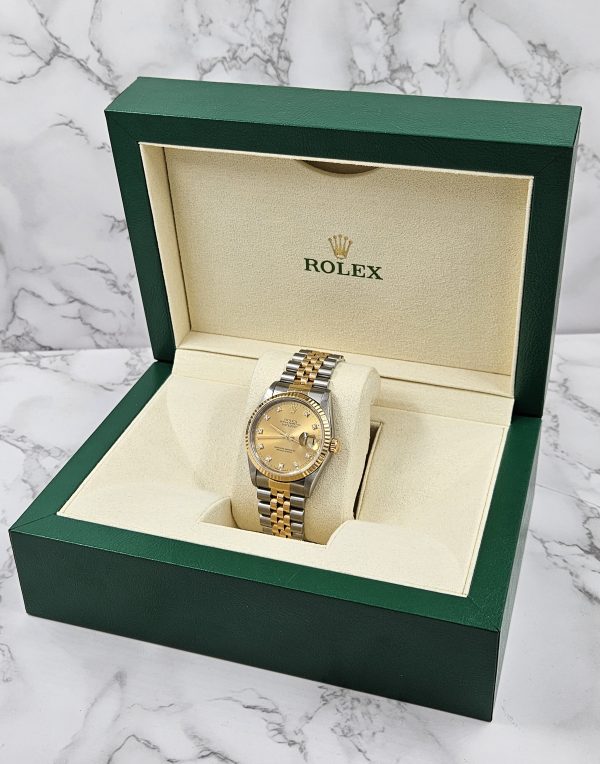 Stunning Gents Rolex Datejust 16233 - Factory Diamond Dial Box & Papers - MINT! - Image 9