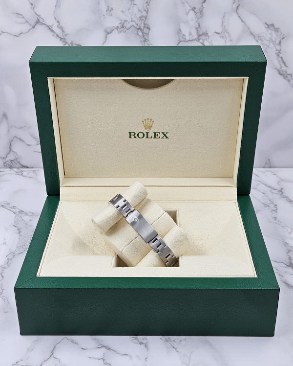 26mm Ladies Rolex Oyster Perpetual with White MOP Diamond Dial, Bezel & Shoulder - Box and Papers - Image 10