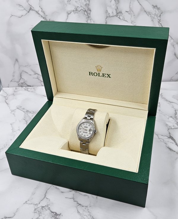 26mm Ladies Rolex Datejust with White MOP Diamond Dial, Bezel & Shoulders. - Image 9