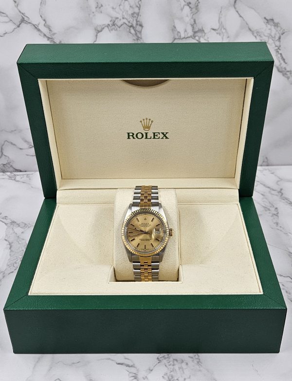 Stunning Gents Rolex Oyster Perpetual Datejust 16233 with Box and Papers - MINT! - Image 6