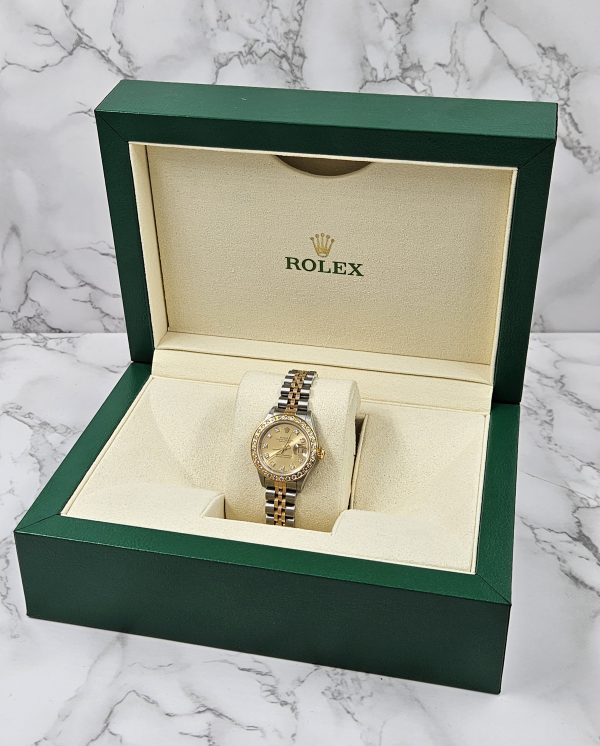 Ladies Rolex Datejust with Factory Diamond Dial & Diamond Bezel – BOX & PAPERS - Image 9