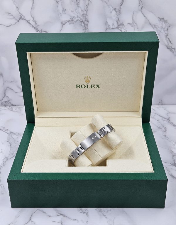 26mm Ladies Rolex Oyster Perpetual with White MOP Diamond Dial, Bezel & Shoulder - Box and Papers - Image 9